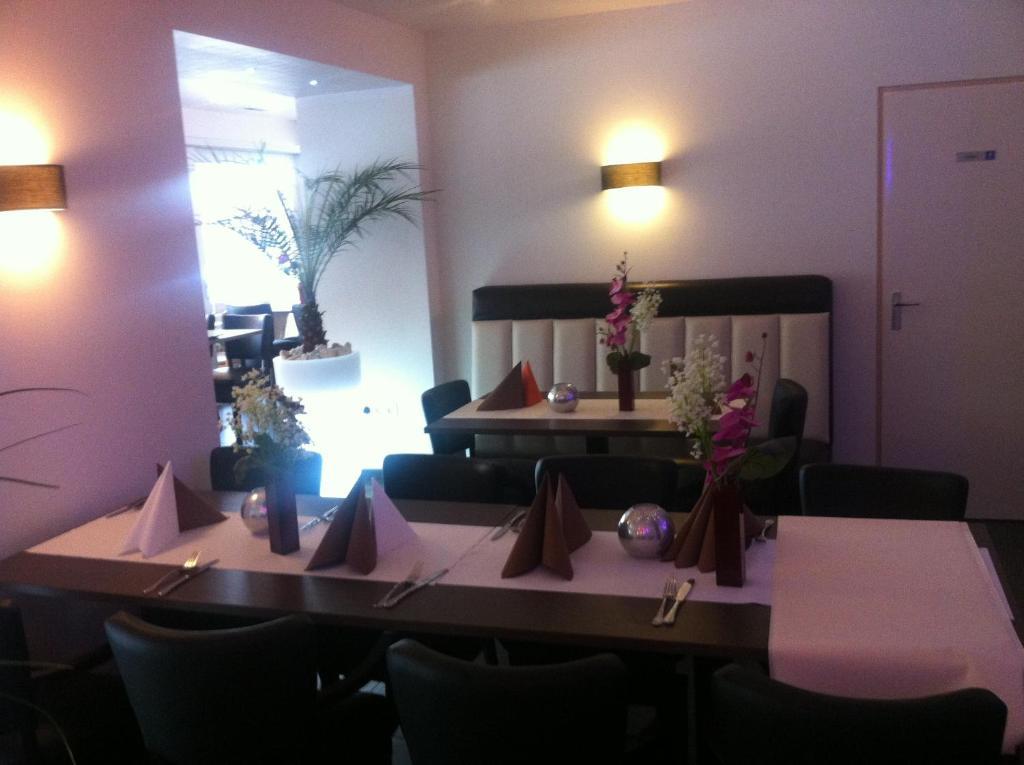 Hotel Restaurant La Piazza Valkenburg aan de Geul Εξωτερικό φωτογραφία