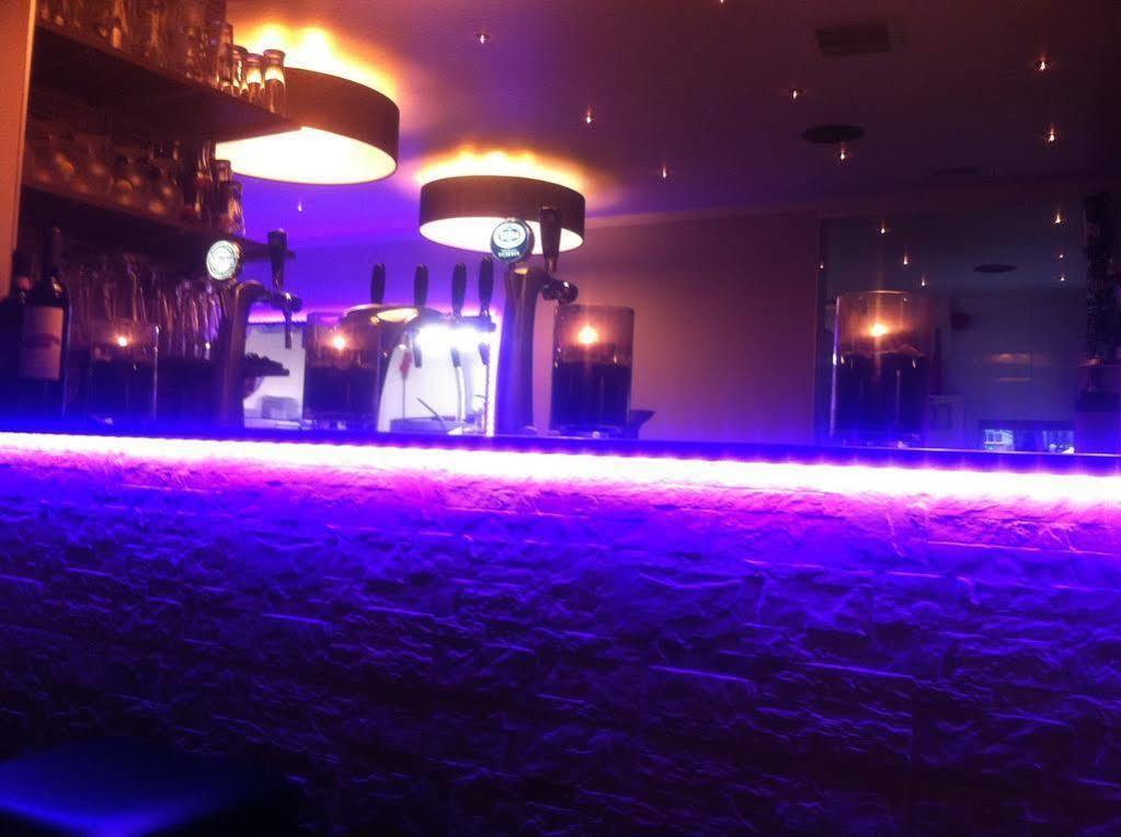 Hotel Restaurant La Piazza Valkenburg aan de Geul Εξωτερικό φωτογραφία